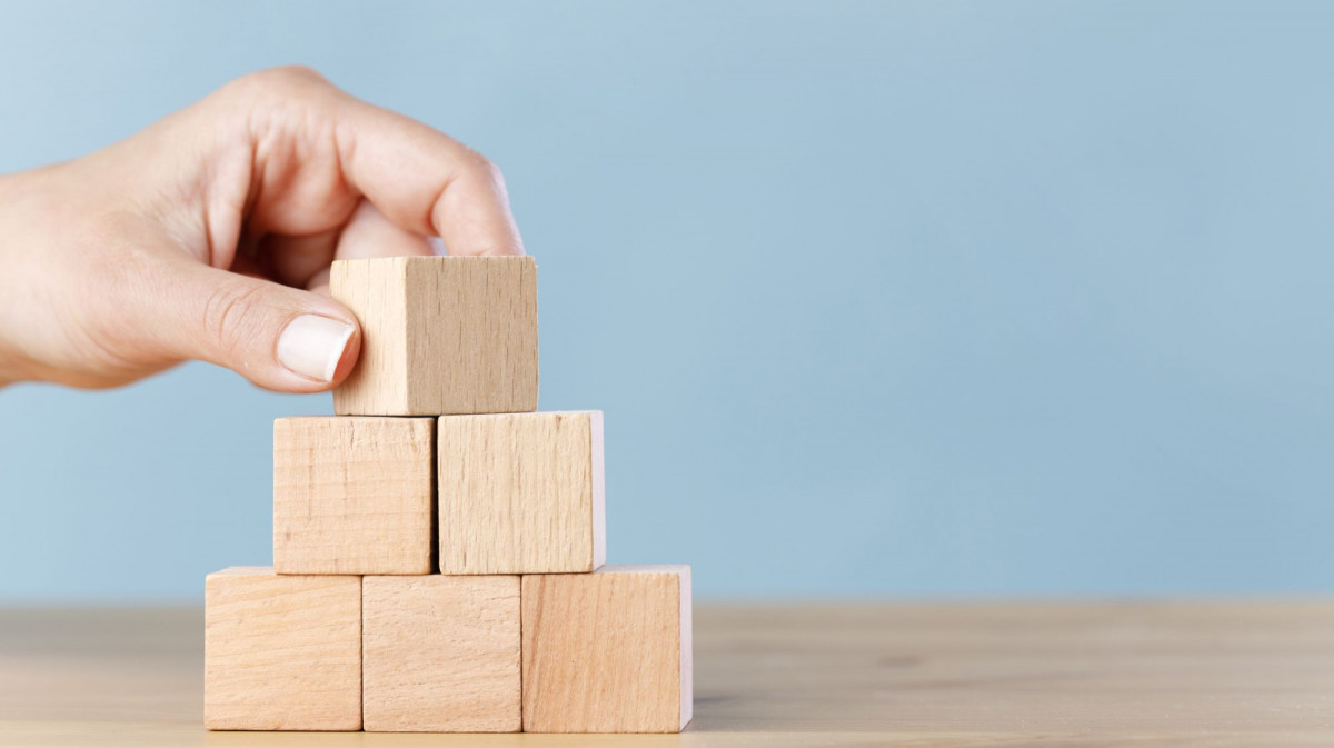 Stapel Holzbausteine