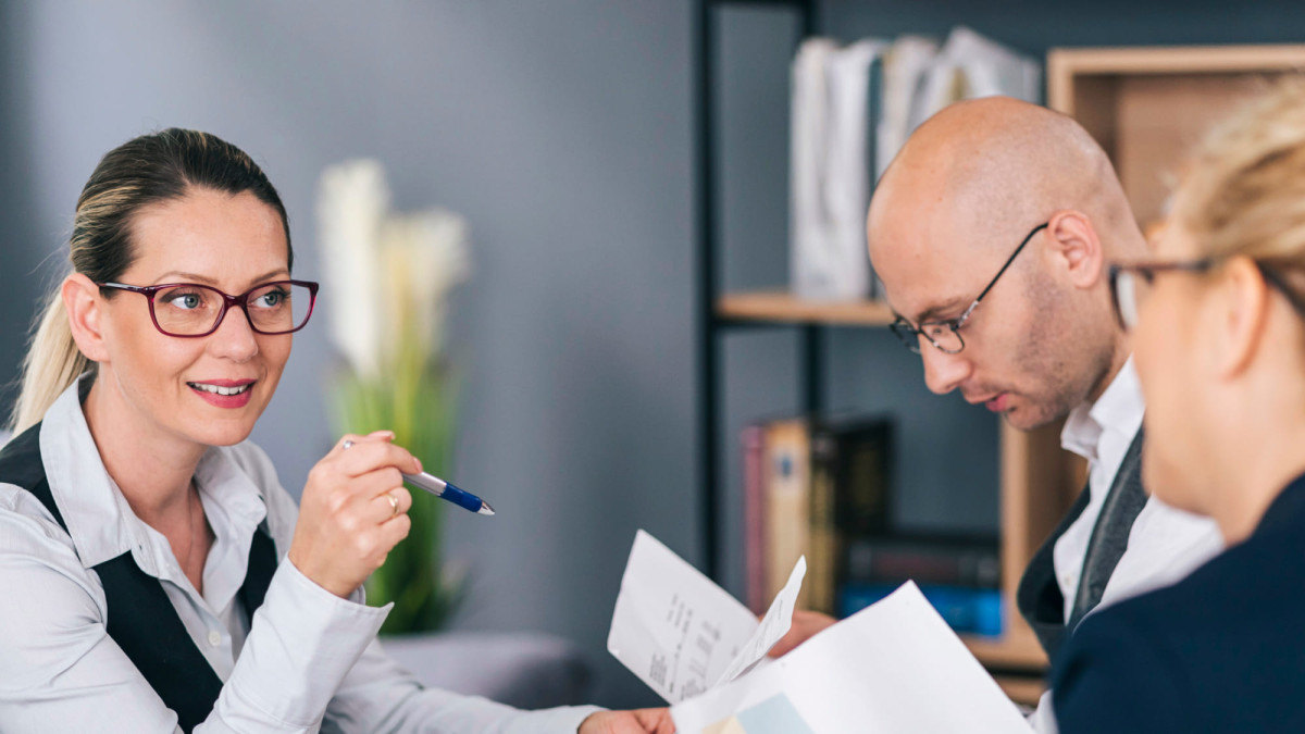 Beamte und Beamtinnen