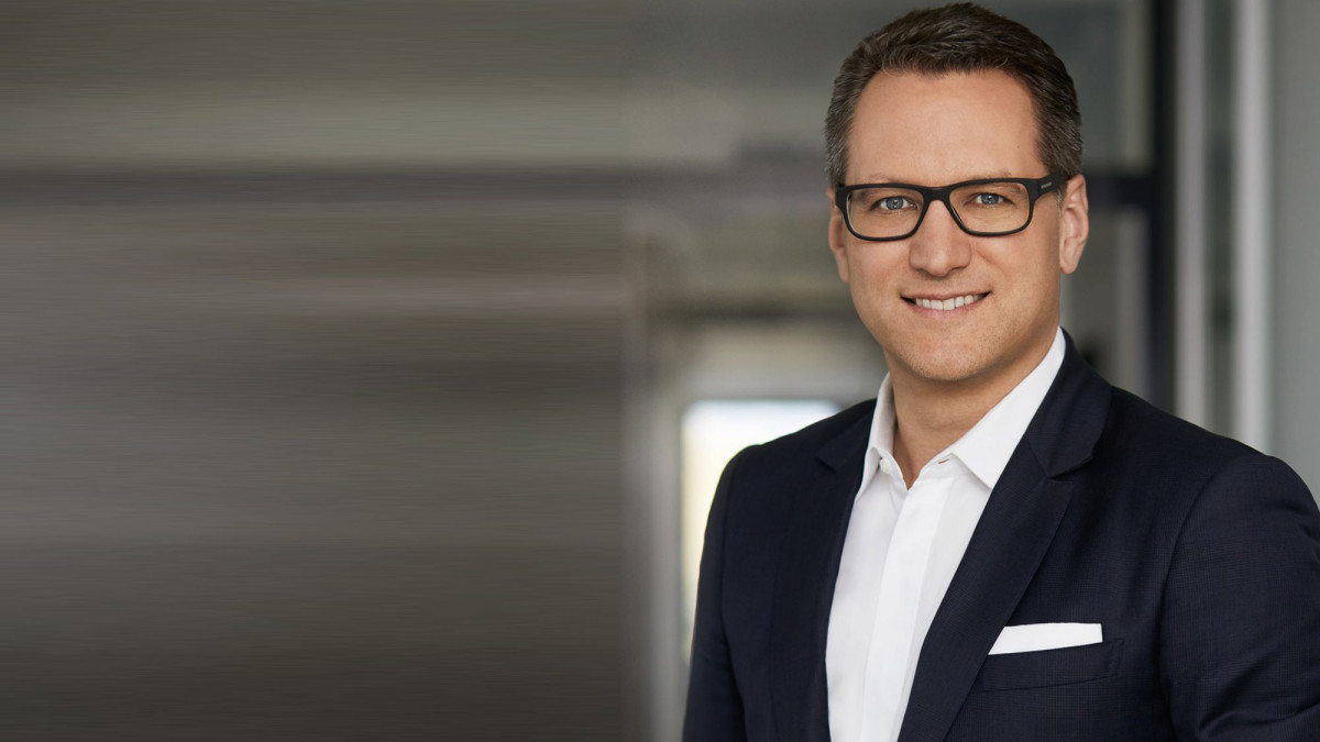 JDC übernimmt zwei Investment-Unternehmen