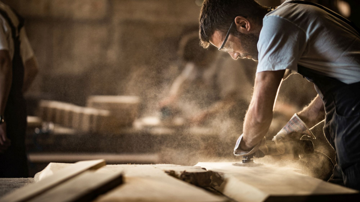 Nur 2 gewerbliche Rechtsschutzversicherer bieten Sieger-Tarife