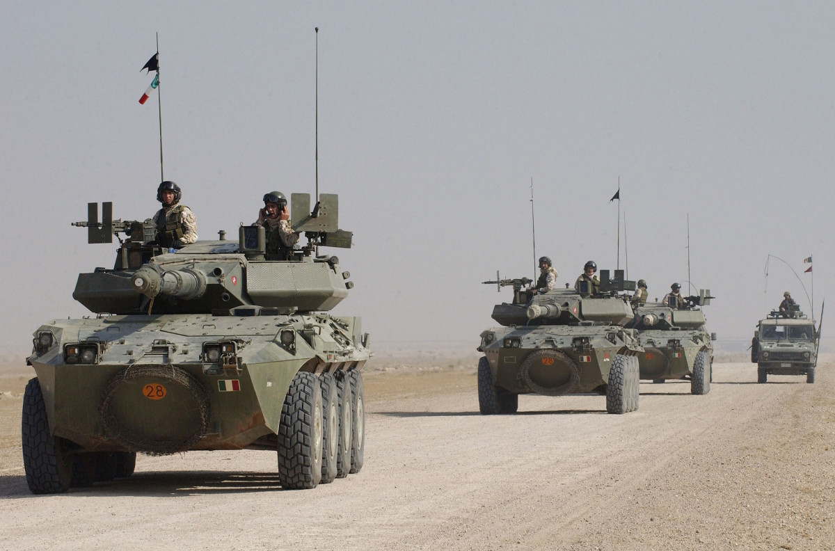 Eine italienische Brigade bei einem Einsatz im Irak.