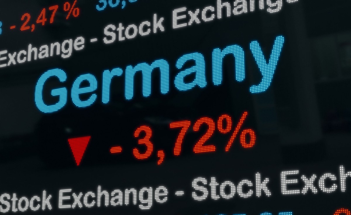Börsentafel mit deutschen Kursverlusten