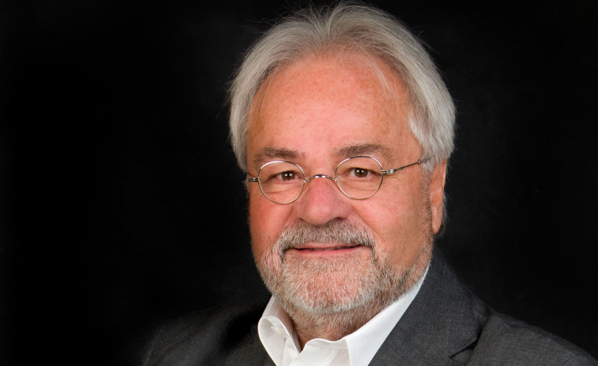 Professor Hans-Peter Schwintowski