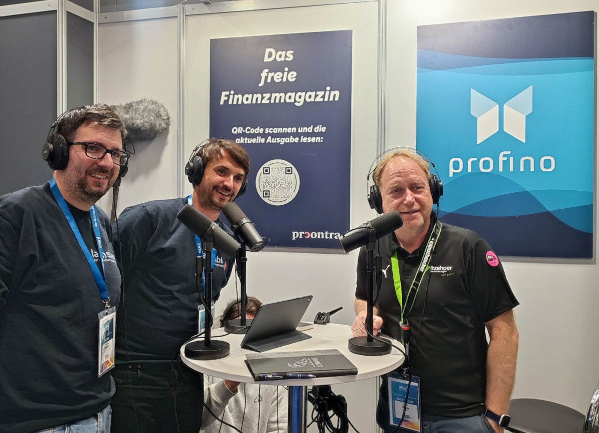 Lachsblau-Team trifft Holger Iben