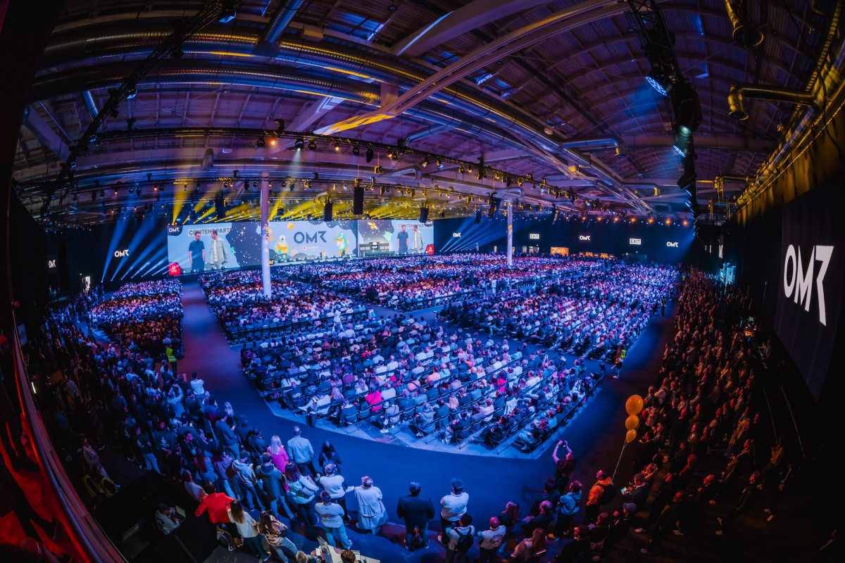 Der Saal der Conference Stage aus der Vogelperspektive