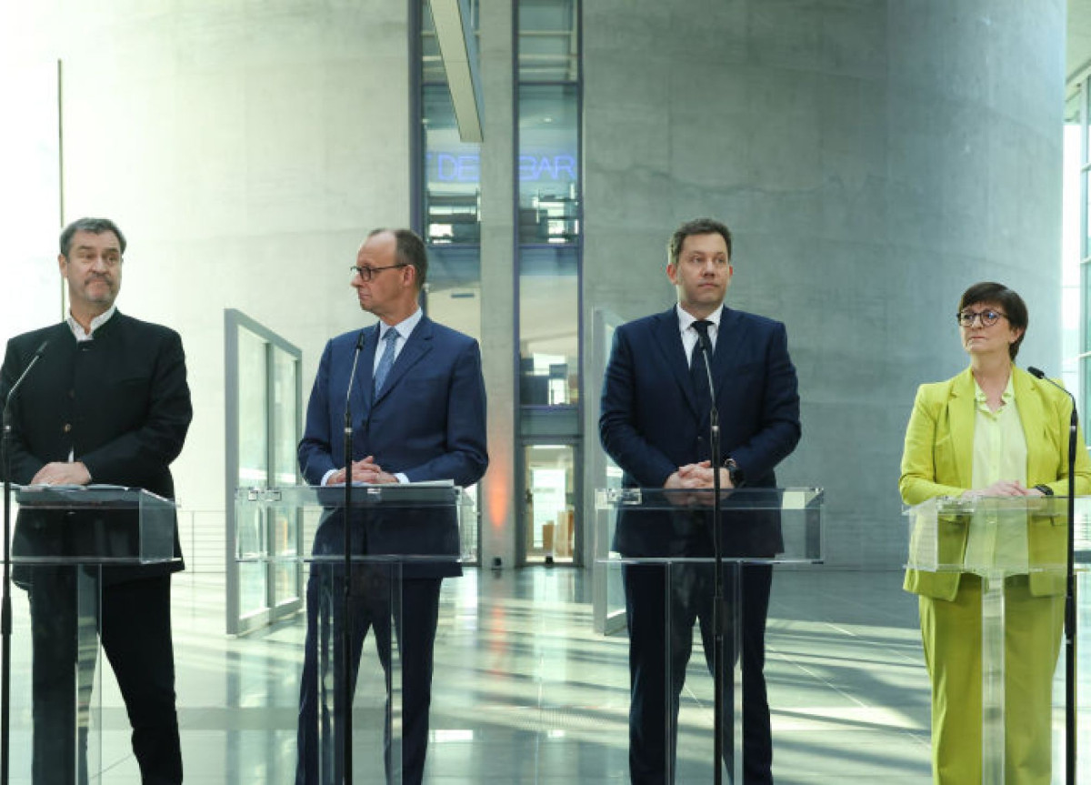 Vertreter von CDU, CSU und SPD vor Verkündung der Sondierungsergebnisse