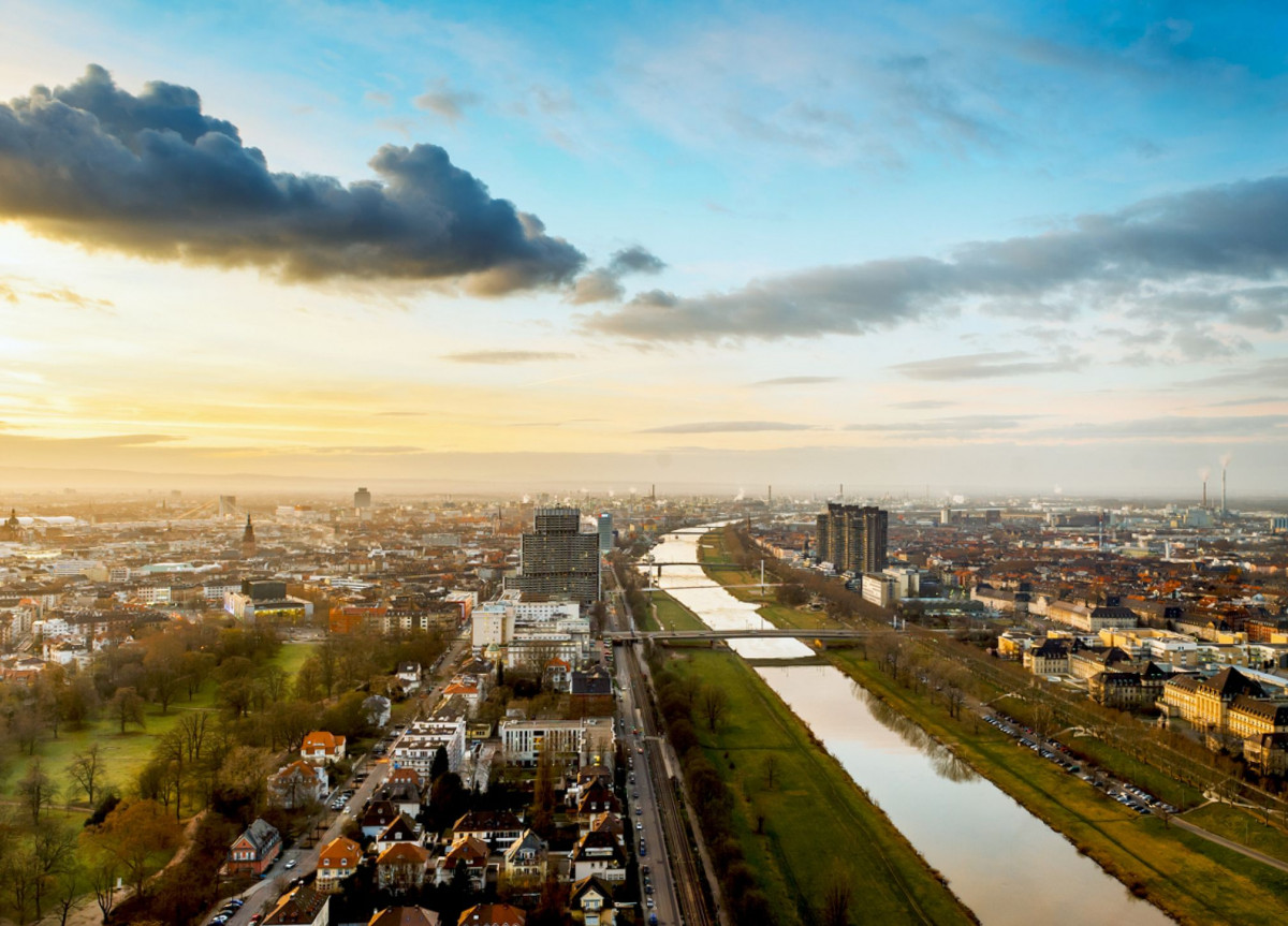 Blick über die Stadt Ludwigshafen