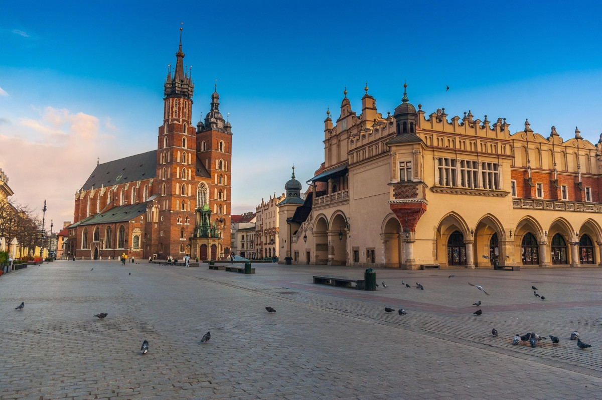 Blick auf den Hauptmarkt in der Altstadt von Krakau