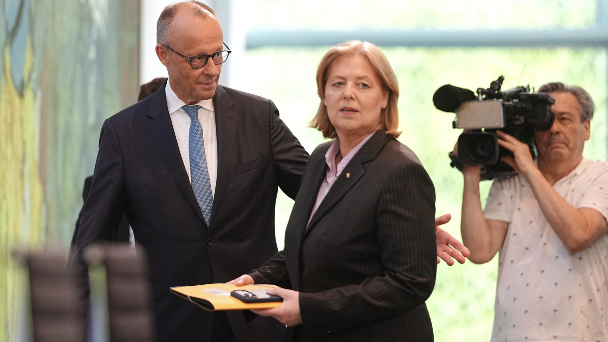 Bundeskanzler Friedrich Merz (CDU) und Bundesarbeitsministerin Bärbel Bas (SPD)