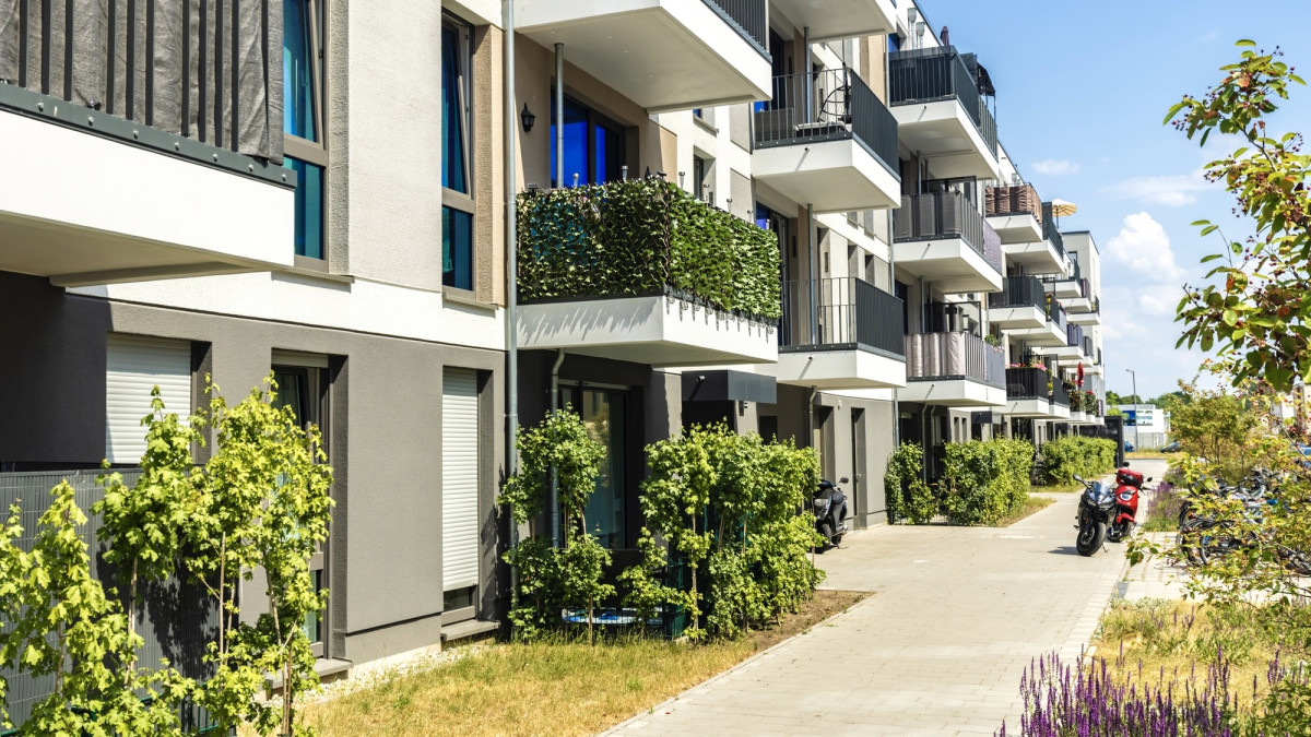 Moderner Wohnblick in Berlin