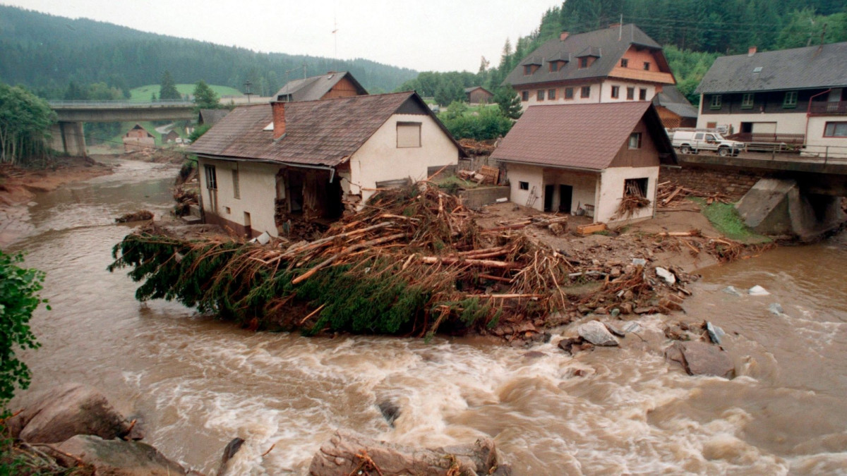 Überschwemmung mit Häusern