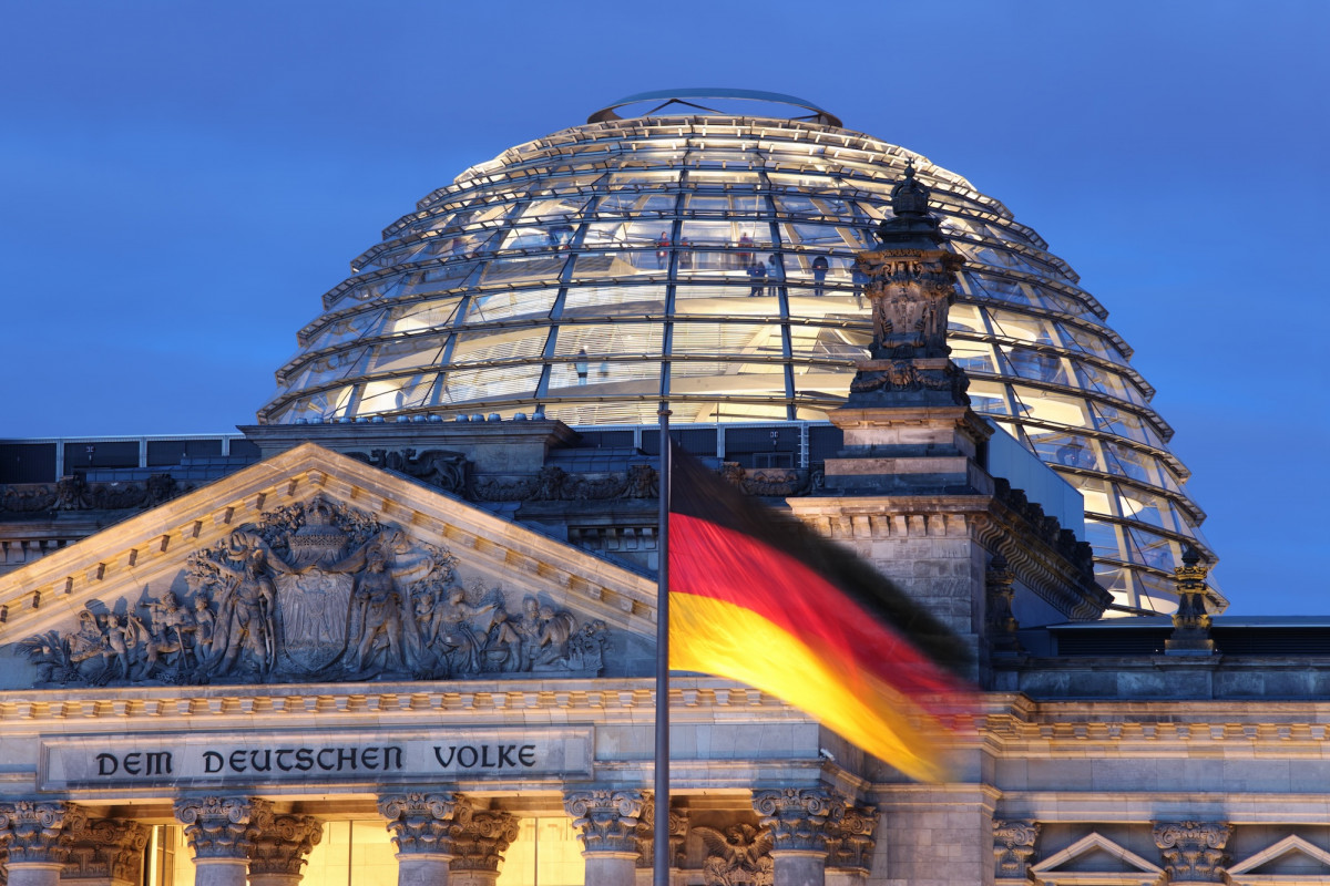 Die Kuppel vom Bundestag in Berlin.