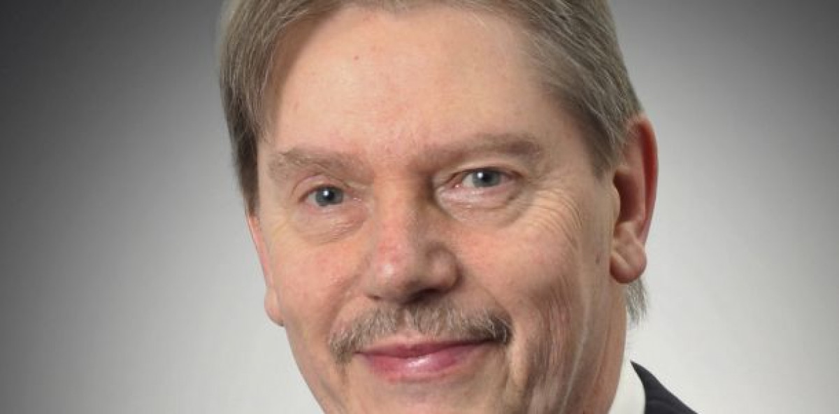 Makler sollten Sorgfalt bei der Maklervollmacht walten lassen, rät Wilfried E. Simon, Dozent für Versicherungsrecht bei TÜV Rheinland-Akademie und IHK Koblenz.