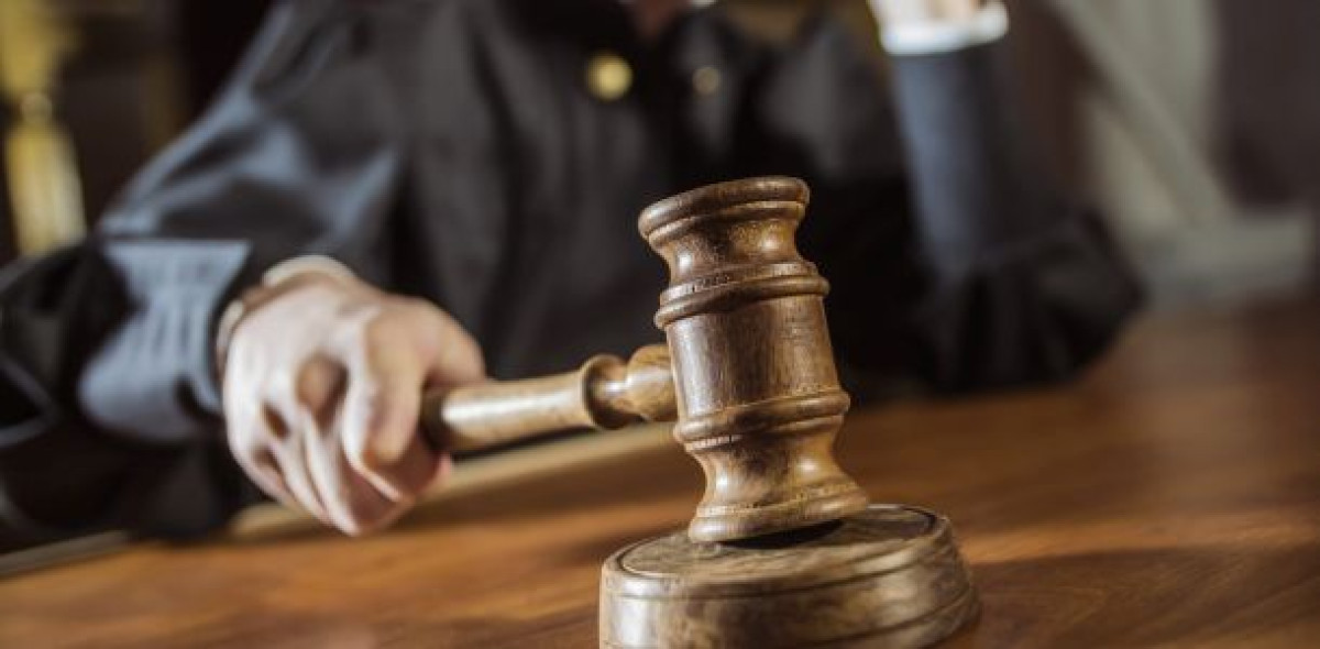 Auf Fünfjahressicht haben zwei der 25 größten Rechtsschutzversicherer sogar mehrere hunderttausend Verträge verloren.