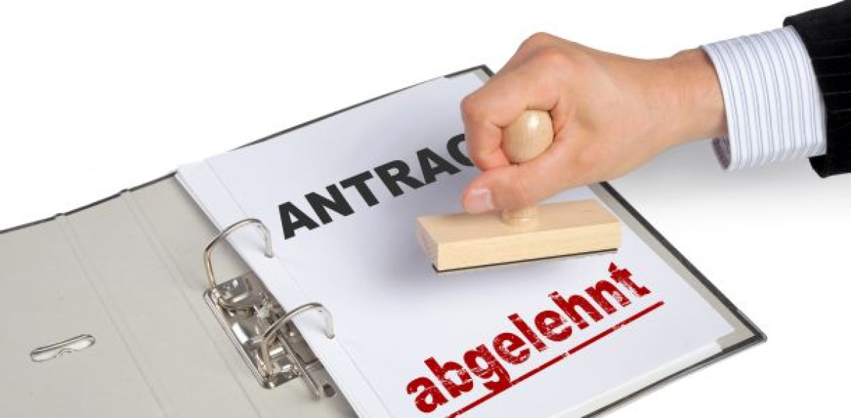 Die meisten abgelehnten BU-Leistungsanträge aufgrund von Verstößen gegen die vorvertragliche Anzeigepflicht gehen, der Studie zufolge, auf das Konto von jungen Erwachsenen.