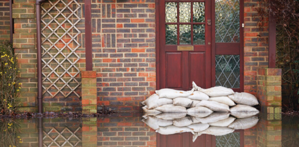 Starkregen und Überschwemmung treffen die deutschen Wohngebäudeversicherer immer härter. Auf 6-Jahres-Sicht konnten nur 15 der 50 größten Anbieter noch einen Gewinn erzielen.