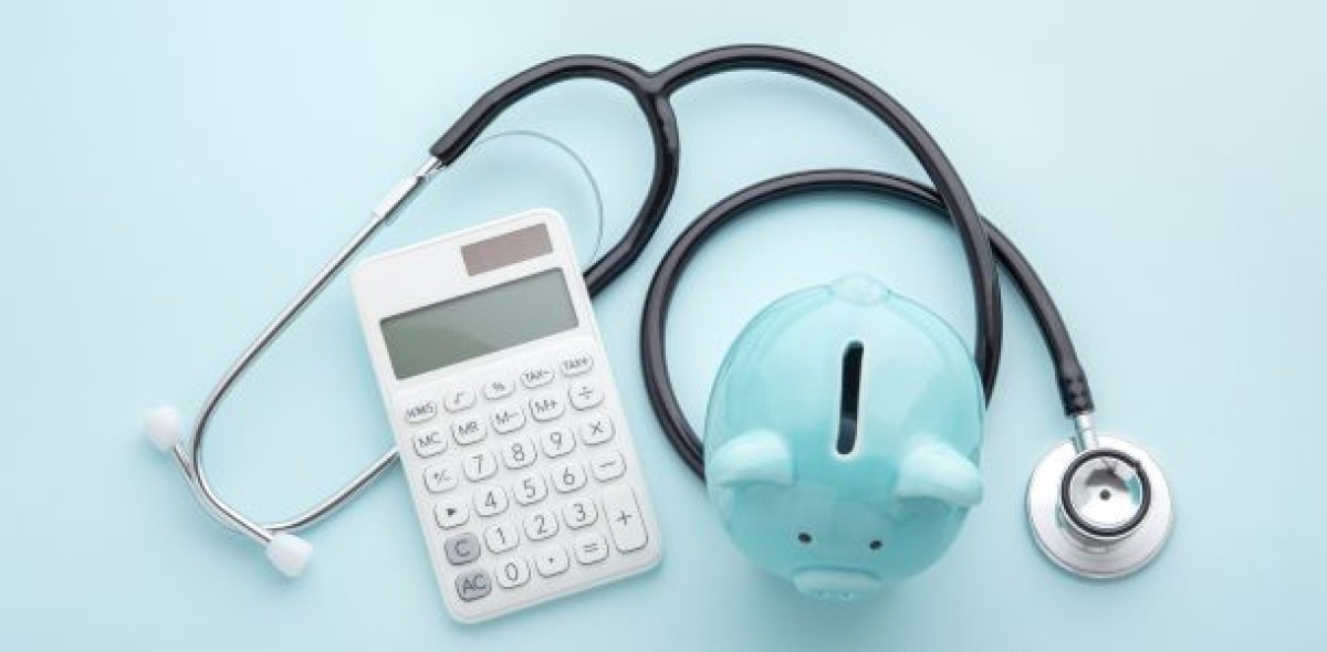 Wenn man sich in der PKV keinen Premium-Vollversicherungstarif leisten kann, muss man wohl Abstriche bei den Leistungen machen, oder? Bild: Adobe Stock/thanksforbuying