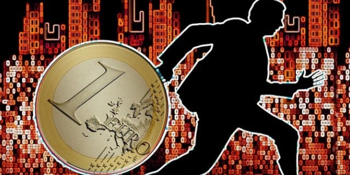 Ruheständler können der Steuererklärung immer seltener ausweichen. Bild: Pixabay/Gerd Altmann