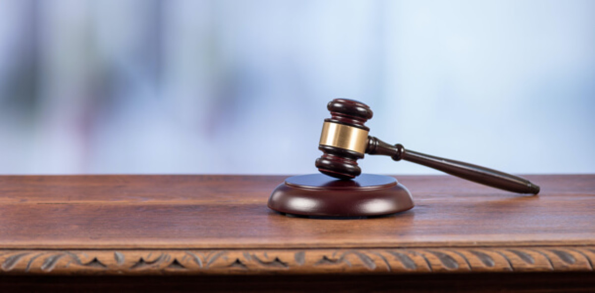 Wann darf sich ein Versicherungsmakler neutral und unabhängig nennen? Diese Frage musste nun das OLG München entscheiden.