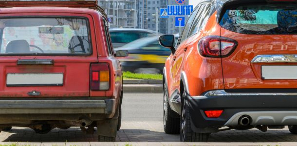 Wer ist der fairste Kfz-Versicherer aus Kundensicht? In einer aktuellen Auswertung von knapp 4.000 Bewertungen ist die Huk-Coburg neben Dauerkonkurrent Allianz nur zweite Wahl. Bild: Adobe Stock/v_sot