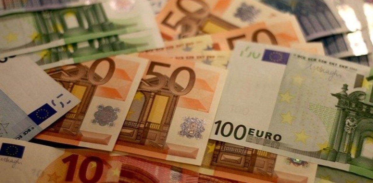 Zwei Risiko-Lebensversicherungen „über Kreuz“ sparen Paaren Erbschaftsteuer. Bild: Pixabay/moerschy