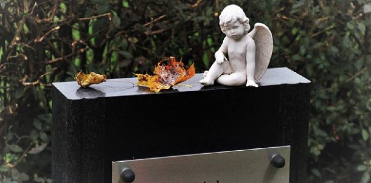 Im Todesfall müssen sich Hinterbliebene nicht nur um die Beerdigung kümmern, sondern meist auch noch die letzte Steuererklärung für den Verstorbenen erledigen.