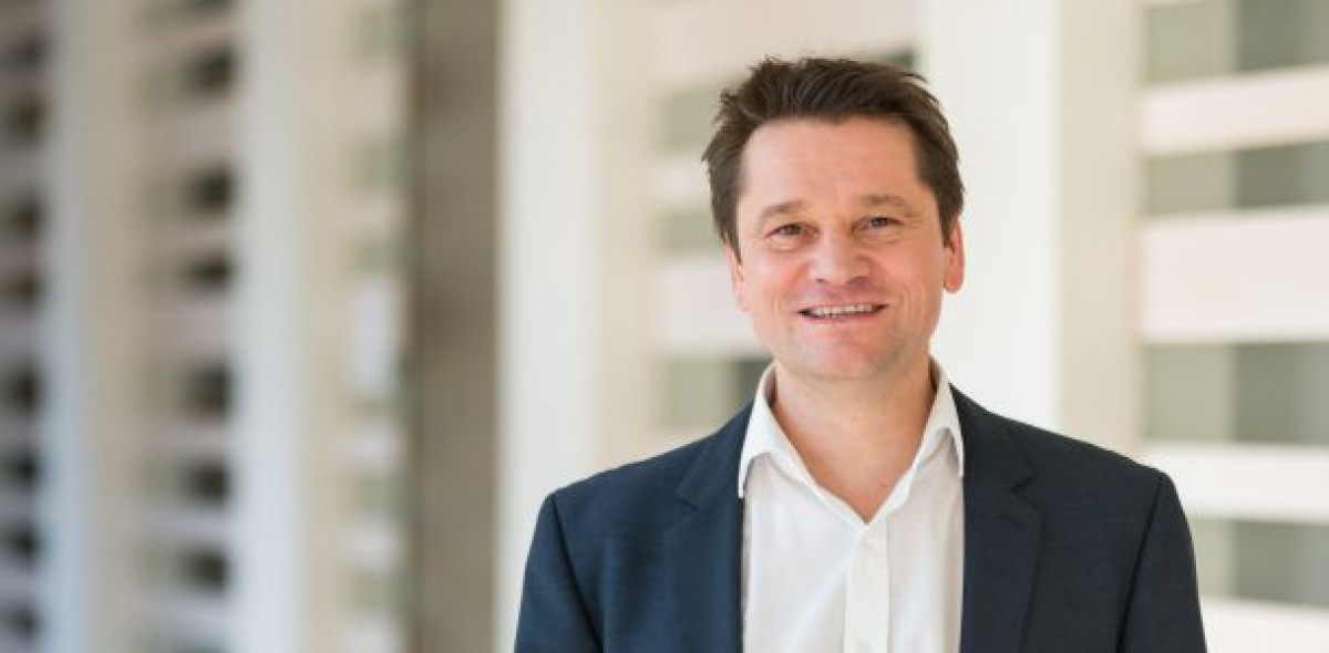 Der Einschluss der Erhöhungsoption (Index-Turbo) lohnt: Bei indexgebundenen Rentenversicherungen hat er in der jüngsten Vergangenheit meist höhere Renditen gebracht, aber auf Kosten der Garantie, weiß IVFP-Chef Michael Hauer.