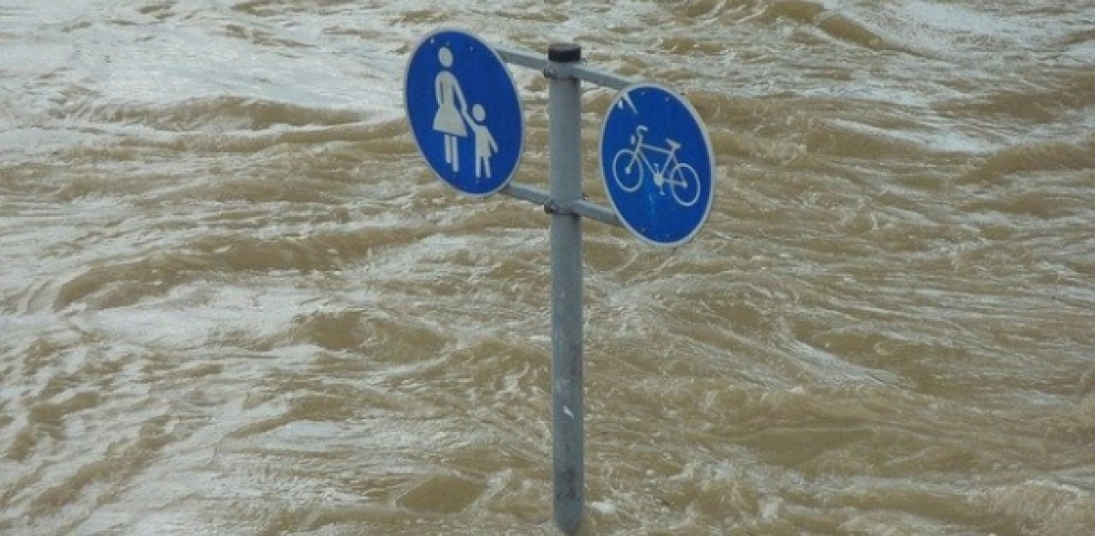 Bei Hochwasser hilft nur eine Elementardeckung, denn Leitungswasser verursacht solche Überschwemmungen nicht. Bild: Hermann Traub/Pixabay