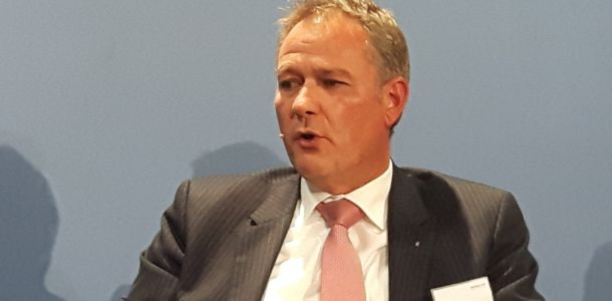 Carsten Brodesser (CDU) von der AG Finanzen der CDU/CSU-Fraktion hat der SPD und dem BMF einen Kompromissvorschlag zum Provisionsdeckelgesetz geschickt.