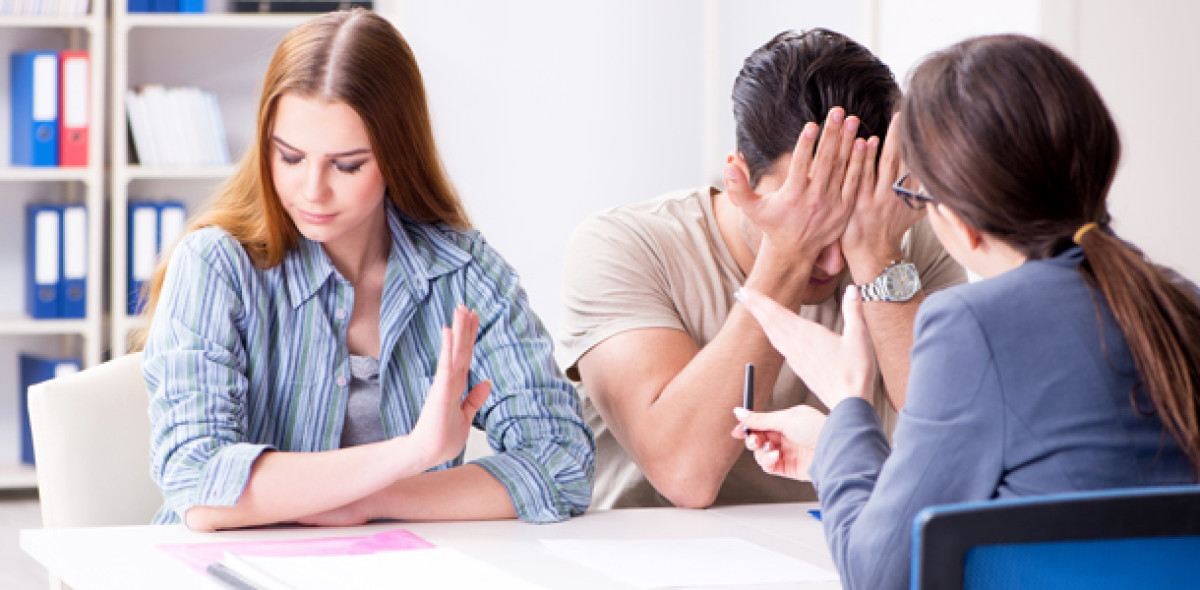 Diese 6 Rechtsschutzversicherer verloren die meisten Kunden Bild: Adobe Stock/Elnur