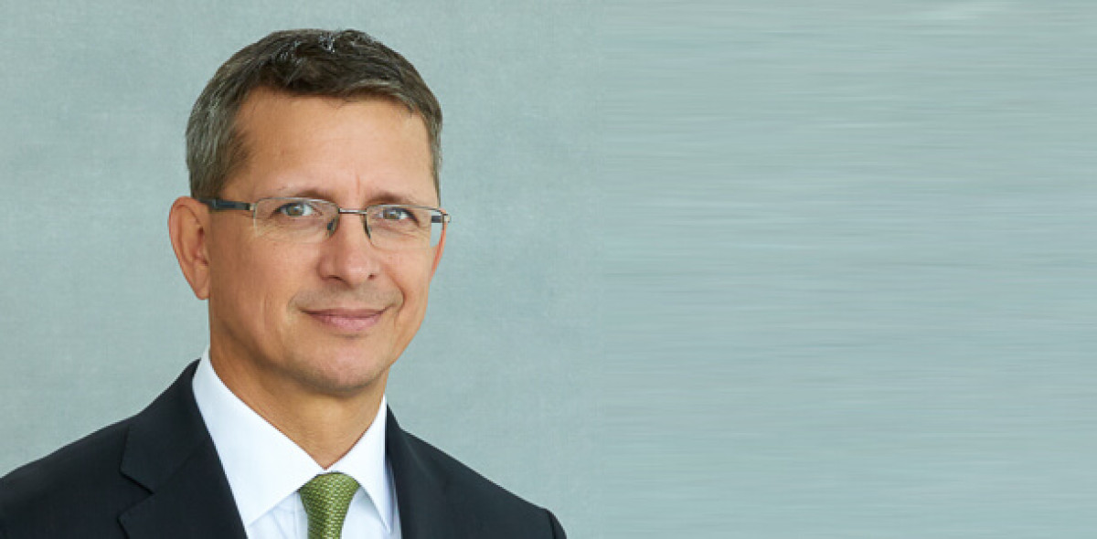 AfW-Vorstand Norman Wirth hält die Kostenprognose im Referentenentwurf für den 34f-Aufsichtswechsel zu BaFin für unrealistisch.