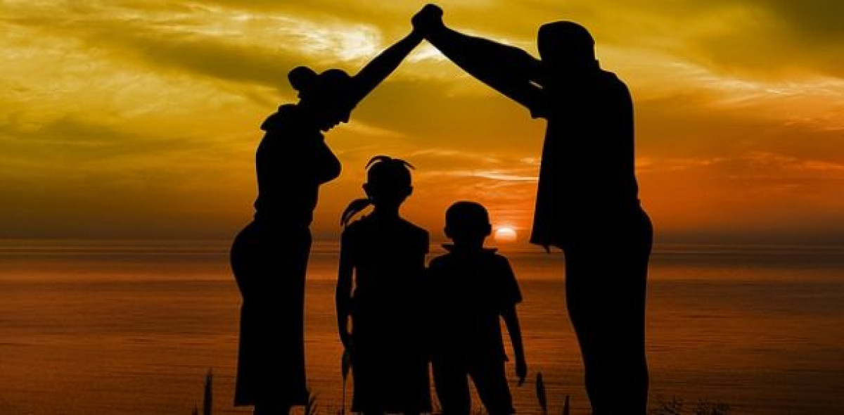 Eltern beschützen ihre Kinder in vielen Lebenslagen. Für die finanzielle Absicherung gibt es an einem guten PHV-Tarif für Familien aber kein Vorbeikommen.