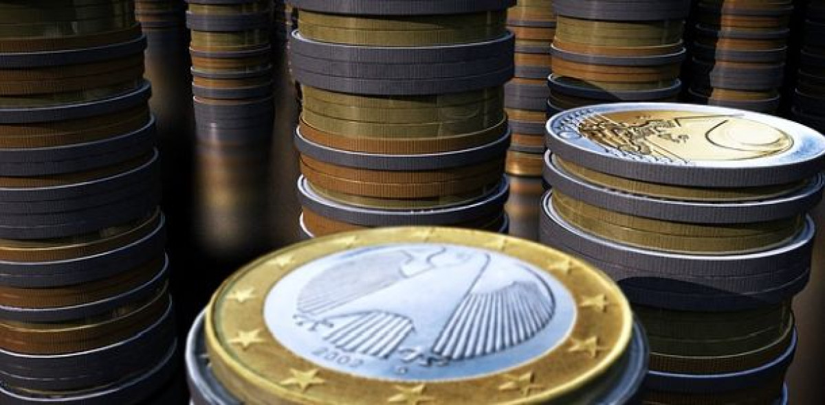 Ausgehend vom monatlichen Höchstbeitrag verteuert sich die gesetzliche Krankenversicherung weiterhin deutlich schneller als die private Krankenversicherung.