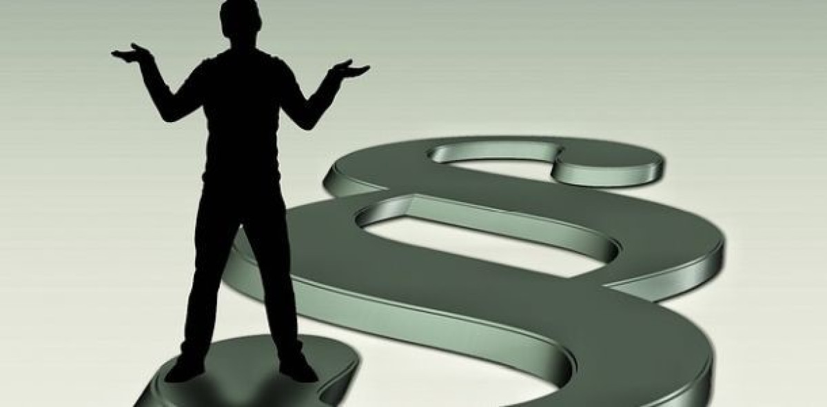 Nicht nur das Kündigungsschreiben hatte ein Makler für seine Kunden vorformuliert, sondern darin auch ein generelles Kontaktverbot für den Versicherer ausgesprochen. Aber ist das rechtlich zulässig?