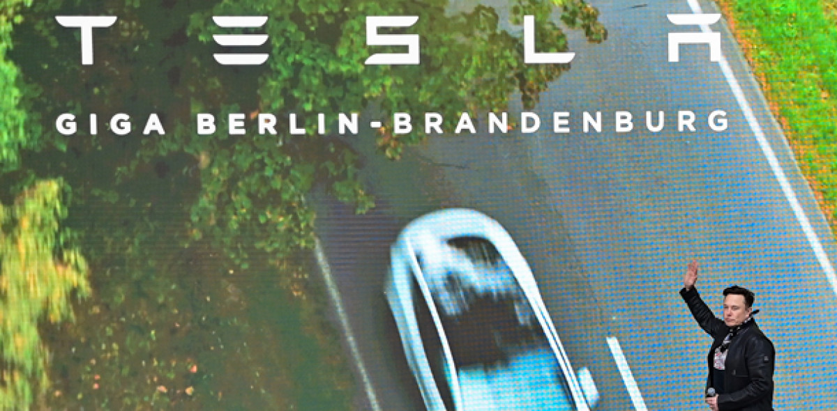 Tesla: Mit Vollgas auf den deutschen Versicherungsmarkt Bild: picture alliance/dpa/Patrick Pleul