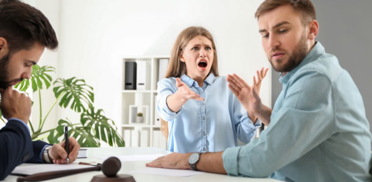 Beschwerden Bild: Adobe Stock/Pixel-Shot