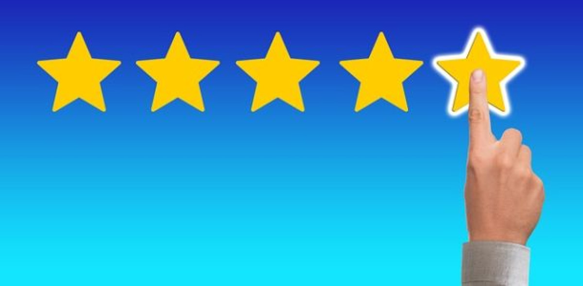 Das IVFP hat wieder Riester-Versicherungen getestet: Im Vergleich von insgesamt 40 Tarifen konnten 5 Lebensversicherer mit ihren Produkten die Bestnote erreichen – einer davon ganz besonders oft.