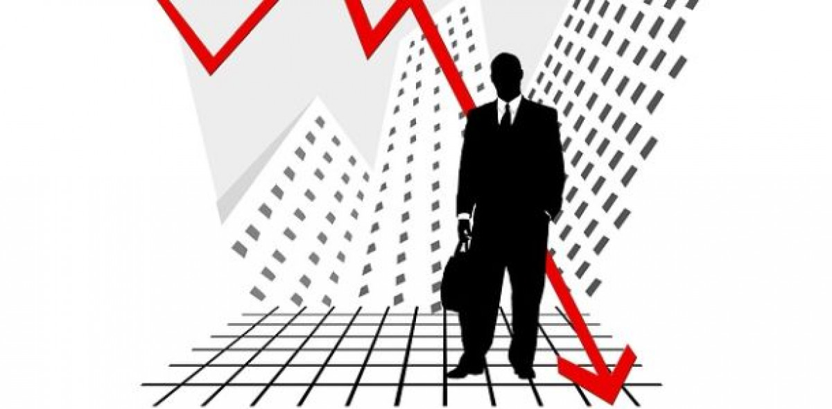 Die Anzahl der Versicherungsvermittler kennt seit Jahren nur eine Richtung: Nach unten.