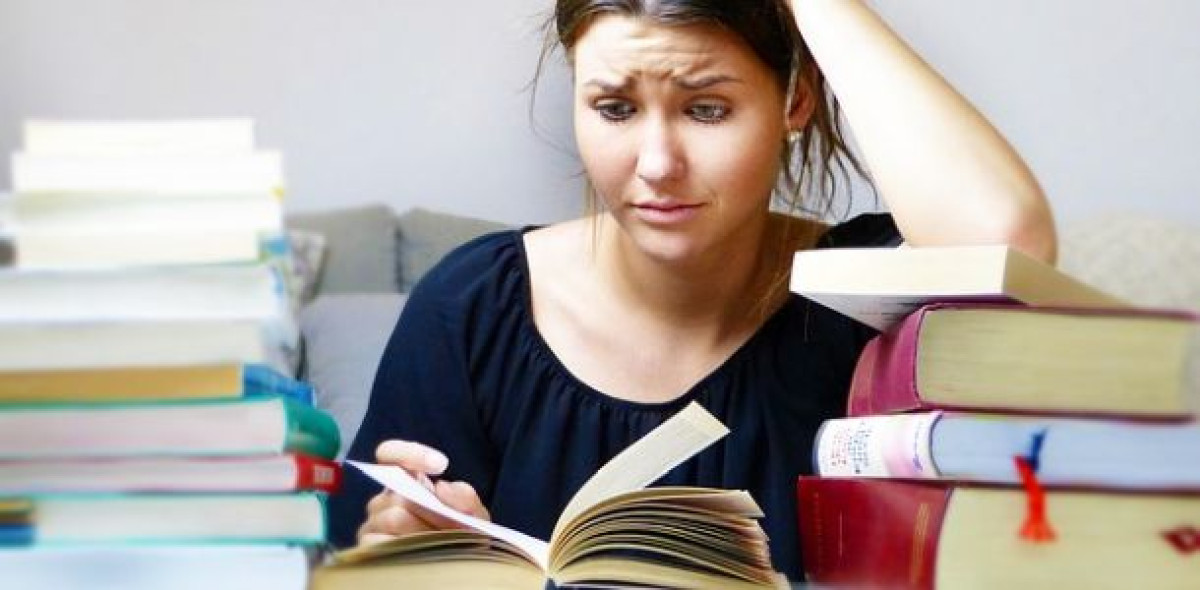 Psychische Erkrankungen sind bei jungen Menschen auf dem Vormarsch und immer häufiger Ursache für Berufsunfähigkeit. Studierende haben allerdings besonders selten eine BU-Police. Mit der richtigen Beratung ließe sich das ändern.