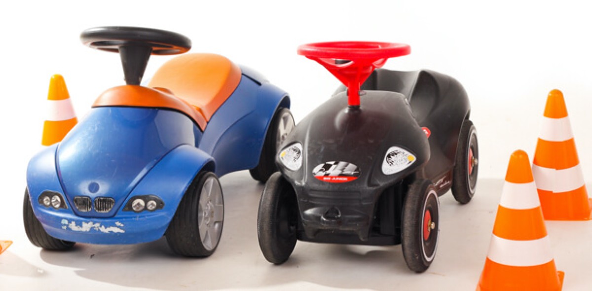 Ob Stadtauto oder Sportwagen: AdmiralDirekt bietet die richtige Zweitwagenversicherung. Bild: Adobe Stock/shootingankauf