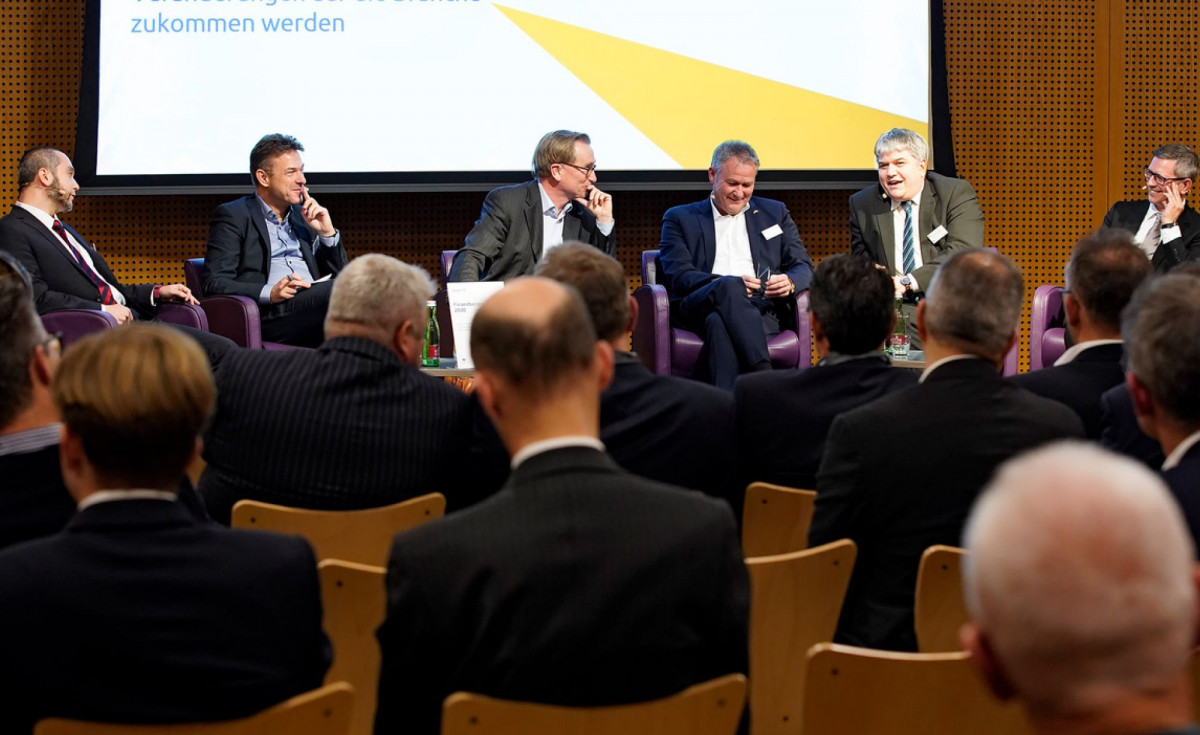 „Eine andere EU-Kommission das Provisionsverbot wieder anstreben“