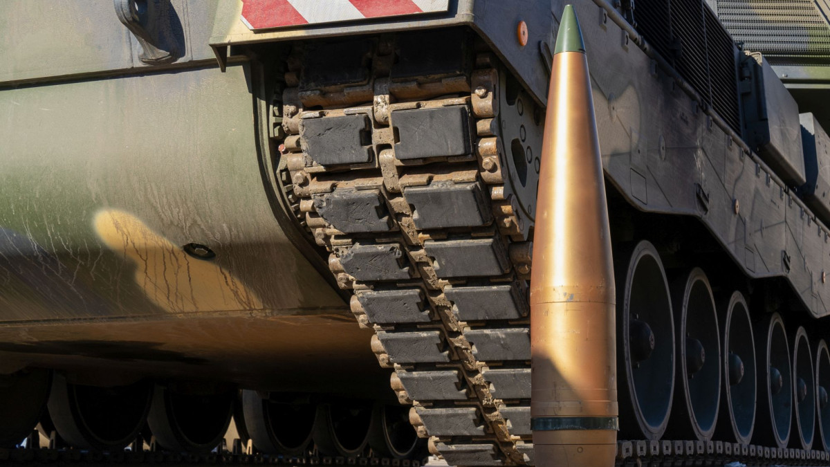 Versicherungsbranche reagiert zurückhaltend auf Christian Lindners Rüstungs-Vorstoß