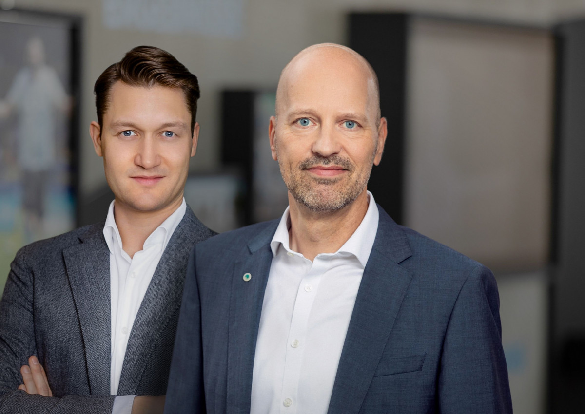 Max Bachem, Gründer und CEO von Xaver, und Joachim Zech, Geschäftsführer die Bayerische Online-Versicherungsagentur und -Marketing GmbH (BOAM)