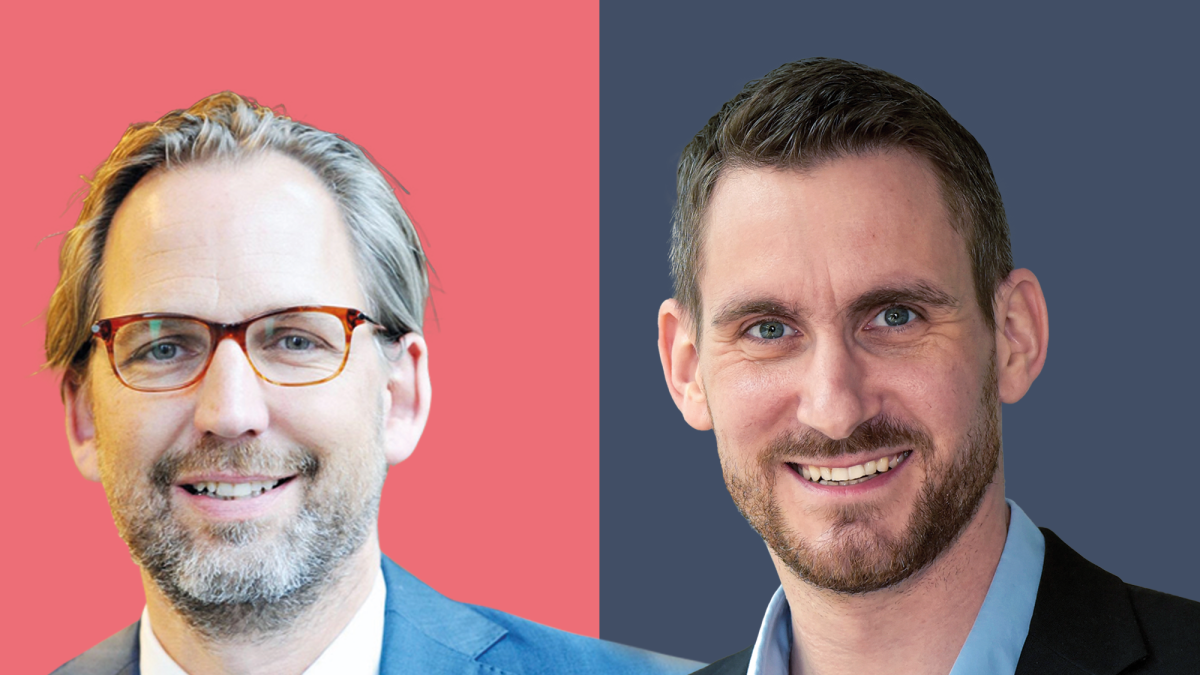 RA Martin Klein vom Votum-Verband und vzbv-Referent David Bode