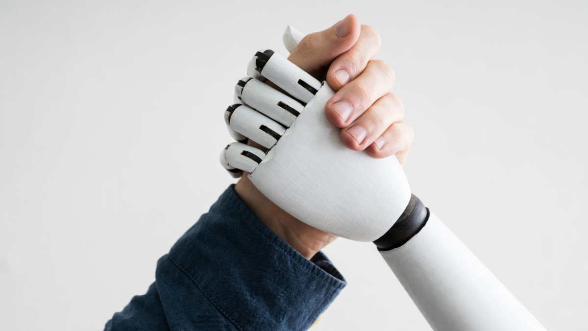 Mensch und Roboter, Hand in Hand