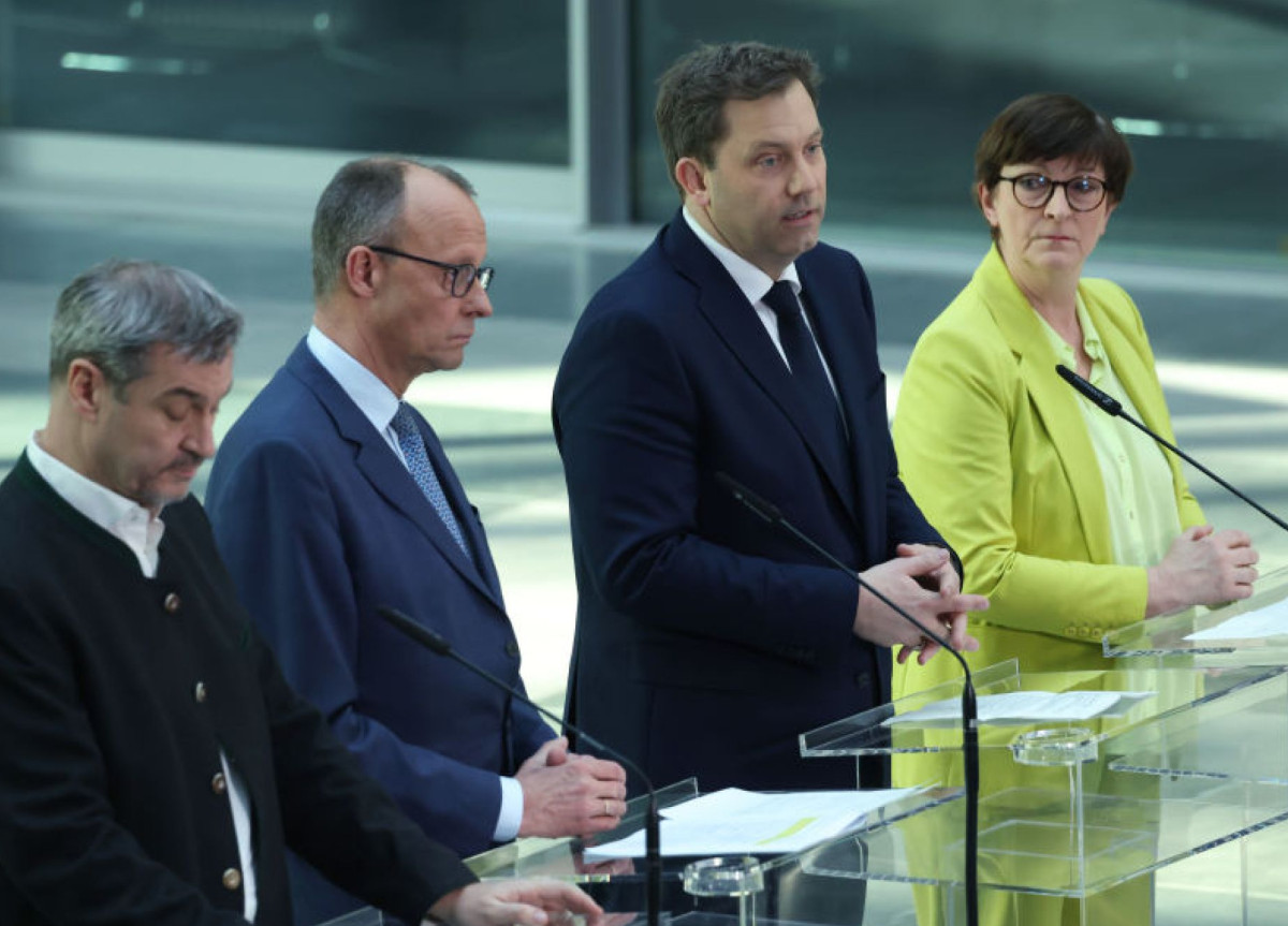 Vertreter von CDU, CSU und SPD vor Verkündung der Sondierungsergebnisse